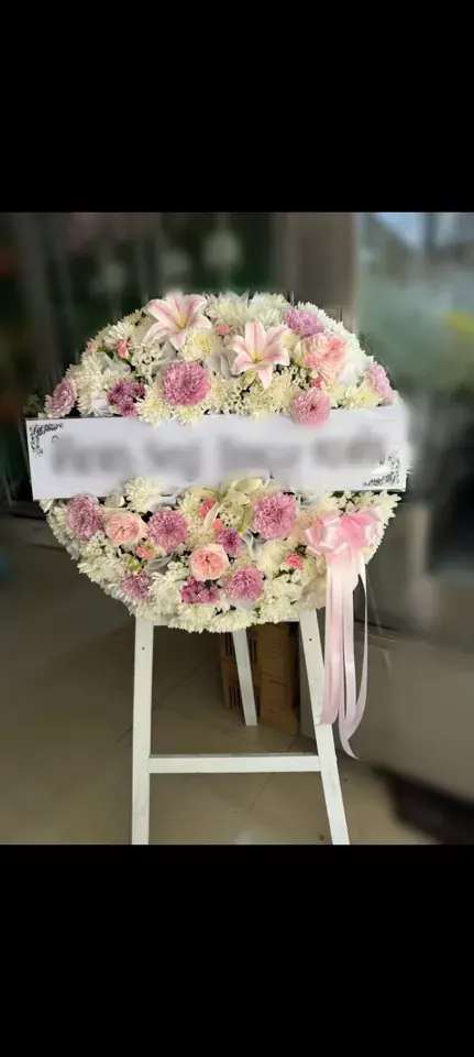 พวงหรีดลิลลี่ โทนชมพูขาว