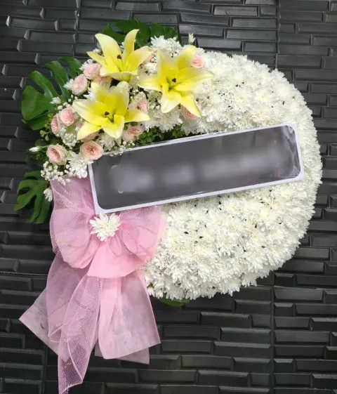 พวงหรีดลิลลี่ โทนเหลืองชมพูขาว