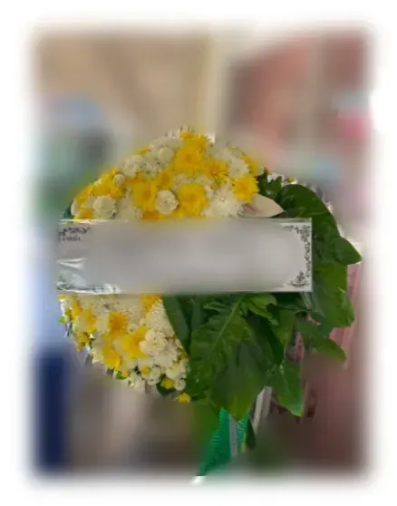 พวงหรีดดอกไม้สด โทนเหลืองขาว
