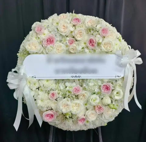 พวงหรีดกล้วยไม้ โทนชมพูขาว