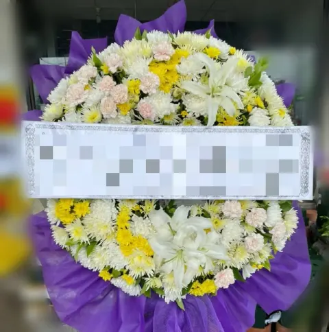 พวงหรีดลิลลี่ โทนเหลืองชมพูม่วง