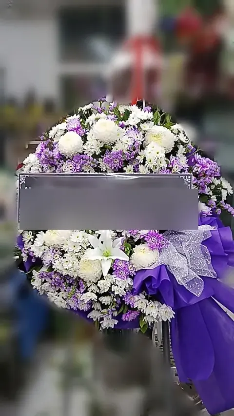 พวงหรีดลิลลี่ โทนม่วงขาว