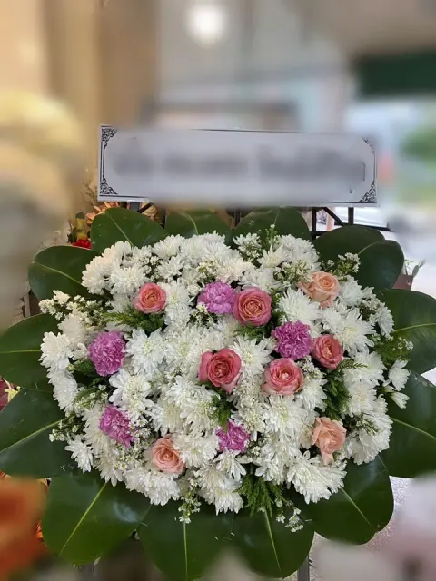 พวงหรีดกุหลาบ โทนชมพูเขียว