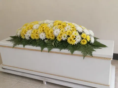 ดอกไม้โลงศพ ทรงพุ่ม เบญจมาศเหลืองขาว