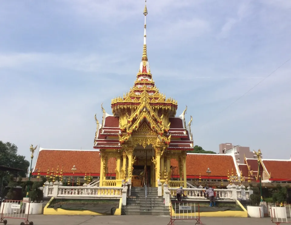 อุโบสถวัดลาดพร้าว เขตลาดพร้าว กรุงเทพมหานคร